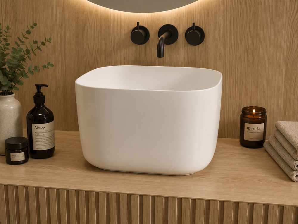 Lavabo en porcelaine à poser VITO